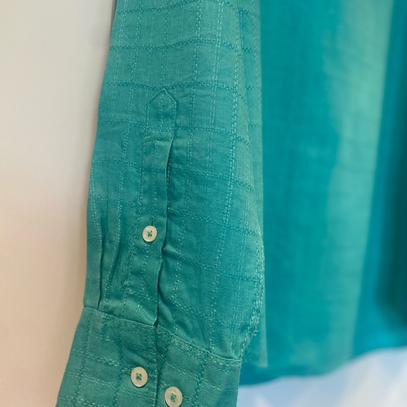 Tommy Bahama Linen Long Sleeve Button Down - Picture 3 of 9